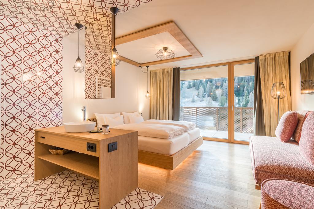 Hotel Tofana 圣卡夏诺 外观 照片